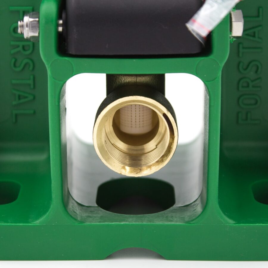 LHR_19.jpg LHR_19.jpg