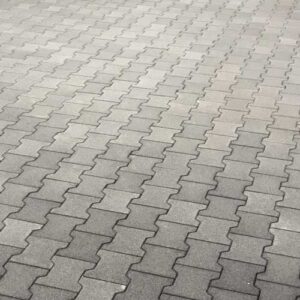 Heavy duty rubber pavers for equine facilities