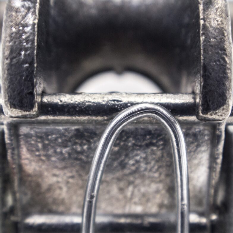 RTE_14.jpg extreme closeup of tensioner